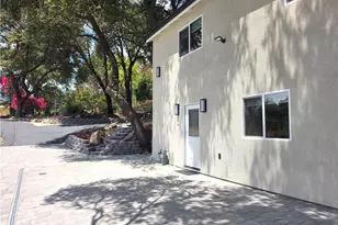 3130 N Mount Curve, Altadena, CA 91001 - Photo 21
