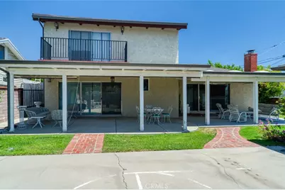 8315 Canterbury Avenue, Los Angeles, CA 91352 - Photo 23