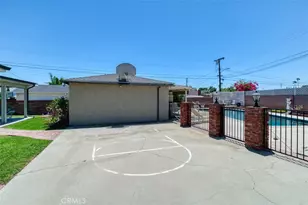 8315 Canterbury Ave, Los Angeles, CA 91352 - Photo 43