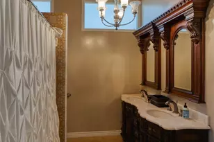 8315 Canterbury Ave, Los Angeles, CA 91352 - Photo 27