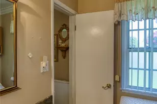 8315 Canterbury Ave, Los Angeles, CA 91352 - Photo 27