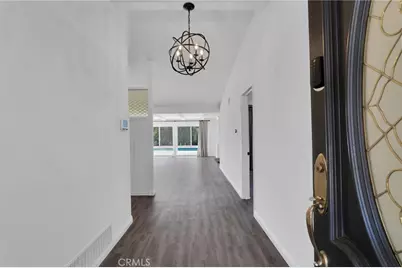 22388 Algunas Road, Woodland Hills, CA 91364 - Photo 3