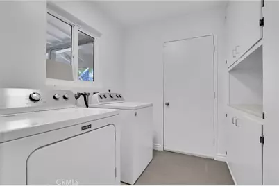 22388 Algunas Road, Woodland Hills, CA 91364 - Photo 25