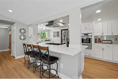 5706 Comanche, Woodland Hills, CA 91367 - Photo 13