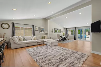 5706 Comanche, Woodland Hills, CA 91367 - Photo 1