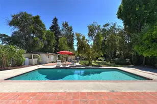 5946 Jumilla, Woodland Hills, CA 91367 - Photo 33