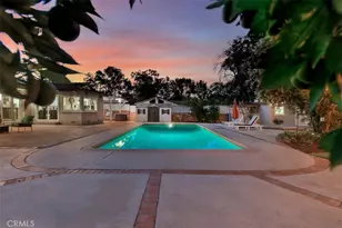 5946 Jumilla, Woodland Hills, CA 91367 - Photo 47