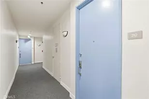 5350 White Oak Ave, Encino, CA 91316 - Photo 21