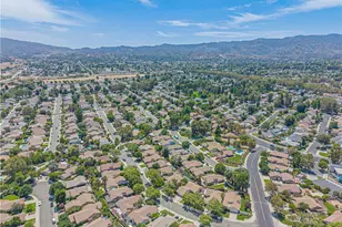25557 Alesna, Valencia, CA 91355 - Photo 45