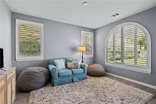 28200 Nield Ct, Saugus, CA 91350 - Photo 5