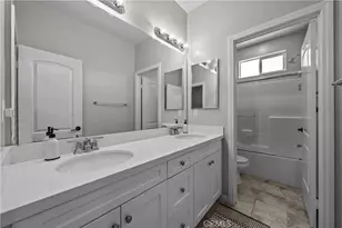 28200 Nield Ct, Saugus, CA 91350 - Photo 35