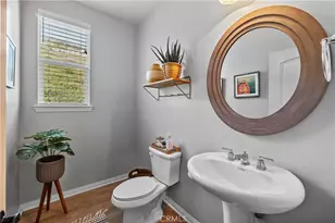 28200 Nield Ct, Saugus, CA 91350 - Photo 21