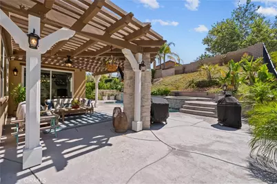 28200 Nield Court, Saugus, CA 91350 - Photo 49