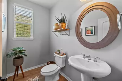 28200 Nield Court, Saugus, CA 91350 - Photo 21