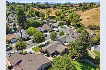 25864 Alegro Drive, Valencia, CA 91355 - Photo 35
