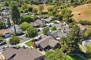 25864 Alegro Dr, Valencia, CA 91355 - Photo 35