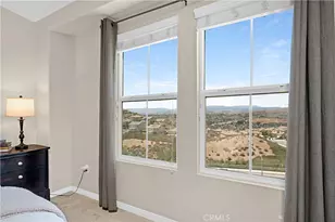 28060 Linda Ln, Saugus, CA 91350 - Photo 31