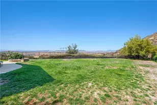 28060 Linda Ln, Saugus, CA 91350 - Photo 35