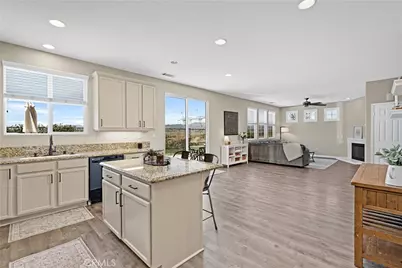 28060 Linda Lane, Saugus, CA 91350 - Photo 17