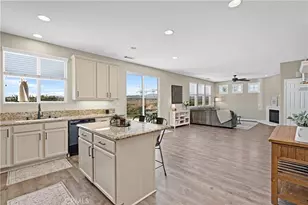 28060 Linda Ln, Saugus, CA 91350 - Photo 17