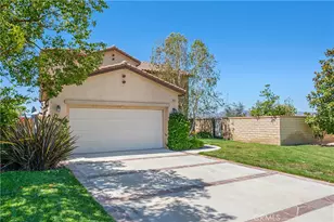 28060 Linda Ln, Saugus, CA 91350 - Photo 5