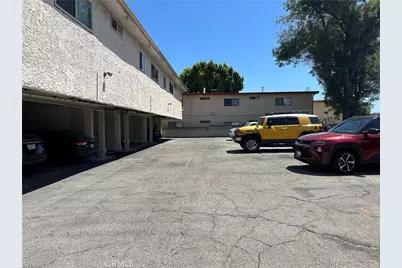 7055 Etiwanda Avenue #102, Reseda, CA 91335 - Photo 19