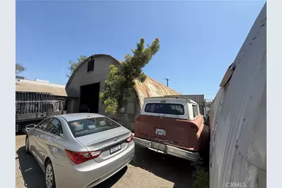 142 E Pomona, Monrovia, CA 91016 - Photo 3