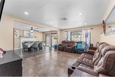 45228 Lorimer Avenue, Lancaster, CA 93534 - Photo 7