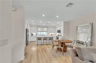 27582 Manzanita Wy, Valencia, CA 91381 - Photo 13