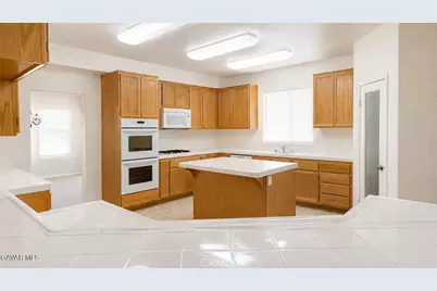 2518 E Avenue K2, Lancaster, CA 93535 - Photo 5