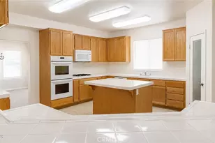 2518 E Ave K 2, Lancaster, CA 93535 - Photo 5