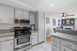15607 Crestview, Los Angeles, CA 91344 - Photo 9