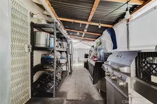 5945 S Los Angeles St, Los Angeles, CA 90003 - Photo 19