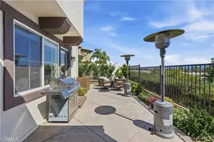 24382 CAVALINI Pl, Valencia, CA 91355 - Photo 31