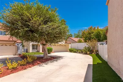 2024 Riverbirch, Simi Valley, CA 93063 - Photo 3