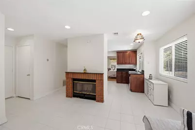 2024 Riverbirch, Simi Valley, CA 93063 - Photo 11