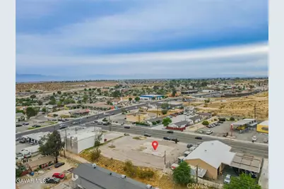 16650 Mojave Dr, Victorville, CA 92395 - Photo 5