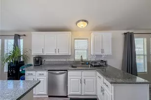 45465 E 25th Street, Lancaster, CA 93535 - Photo 9