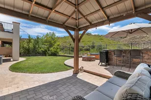 16872 Royal Pines Ln, Canyon Country, CA 91387 - Photo 39