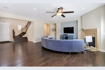 16872 Royal Pines Lane, Canyon Country, CA 91387 - Photo 9