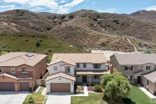 16872 Royal Pines Ln, Canyon Country, CA 91387 - Photo 5