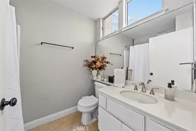 13901 Olive View Lane #27, Sylmar, CA 91342 - Photo 23