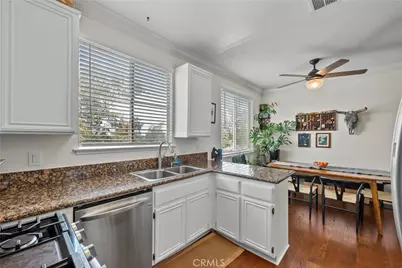 13901 Olive View Lane #27, Sylmar, CA 91342 - Photo 9