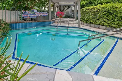 20134 Leadwell #126, Winnetka, CA 91306 - Photo 25