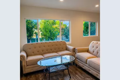 22522 Clarendon, Los Angeles, CA 91367 - Photo 3