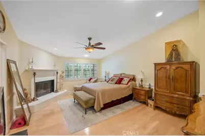24440 Victory #15, Woodland Hills, CA 91367 - Photo 15