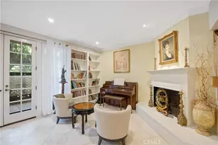 24440 Victory, Woodland Hills, CA 91367 - Photo 5