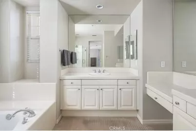 26910 Monterey, Valencia, CA 91355 - Photo 17
