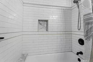 14319 Valerio St, Van Nuys, CA 91405 - Photo 17