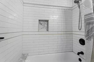 14319 Valerio St, Van Nuys, CA 91405 - Photo 17